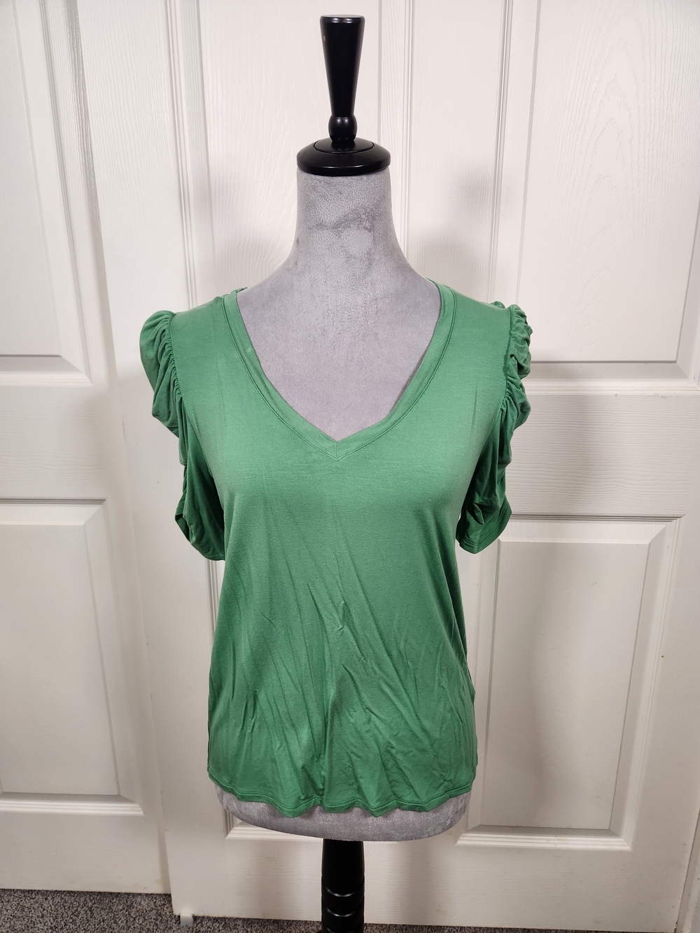 Express Green V-Neck Ruffle Sleeve Tee